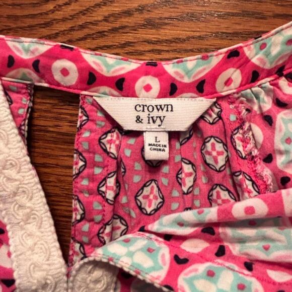 Crown & Ivy Pink Top 3/4 Sleeve Women's Size L V Neck Peekaboo Back Peasant Boho - Picture 5 of 8